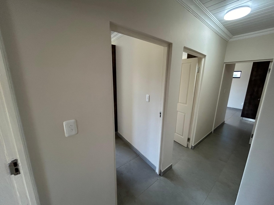 3 Bedroom Property for Sale in Delvillepark Western Cape